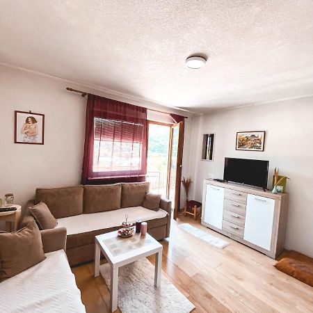 Slatki Dom Fireplace Konjic Exterior foto